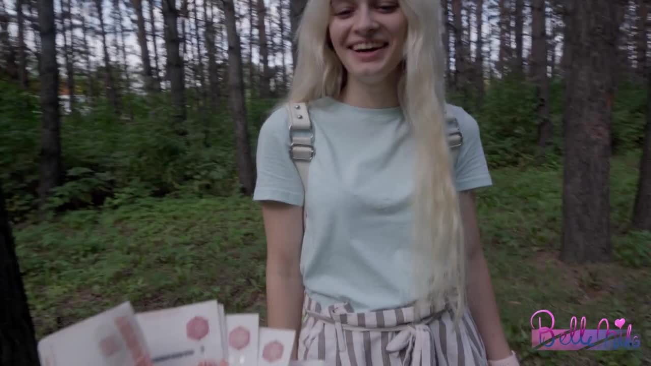 Blondi teini Belle Niko saa munaa vaellettaessa metsässä pov - Videos - Big Ass Monster porn